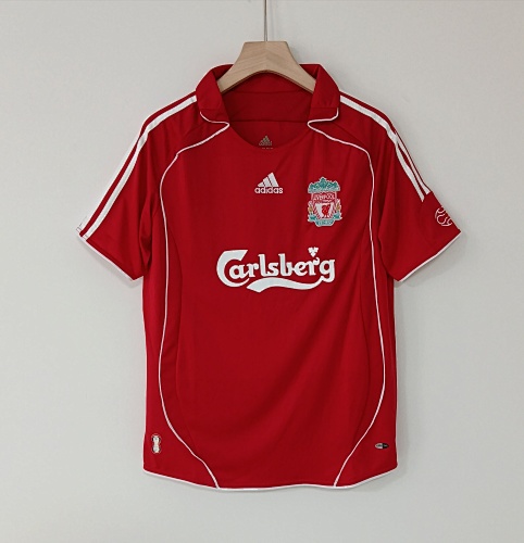 2006-08 Liverpool Retro Version