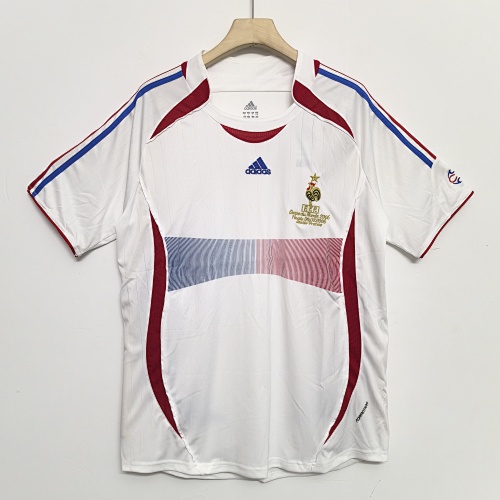 2020-06 France Retro Version