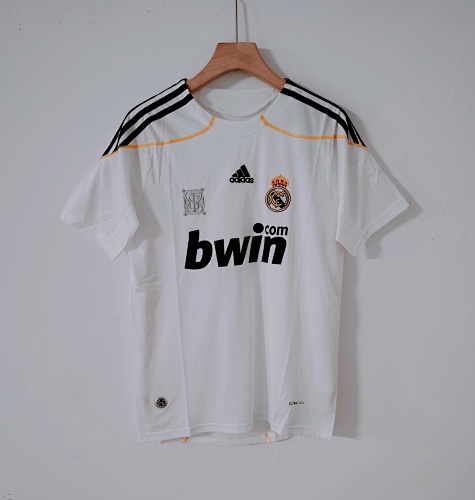 2009-10 Real Madrid Retro Version