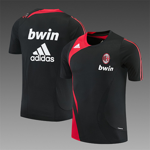 2020-07 AC Milan Training Kit