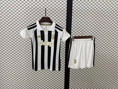 Football Collection Juventus Adult Kit